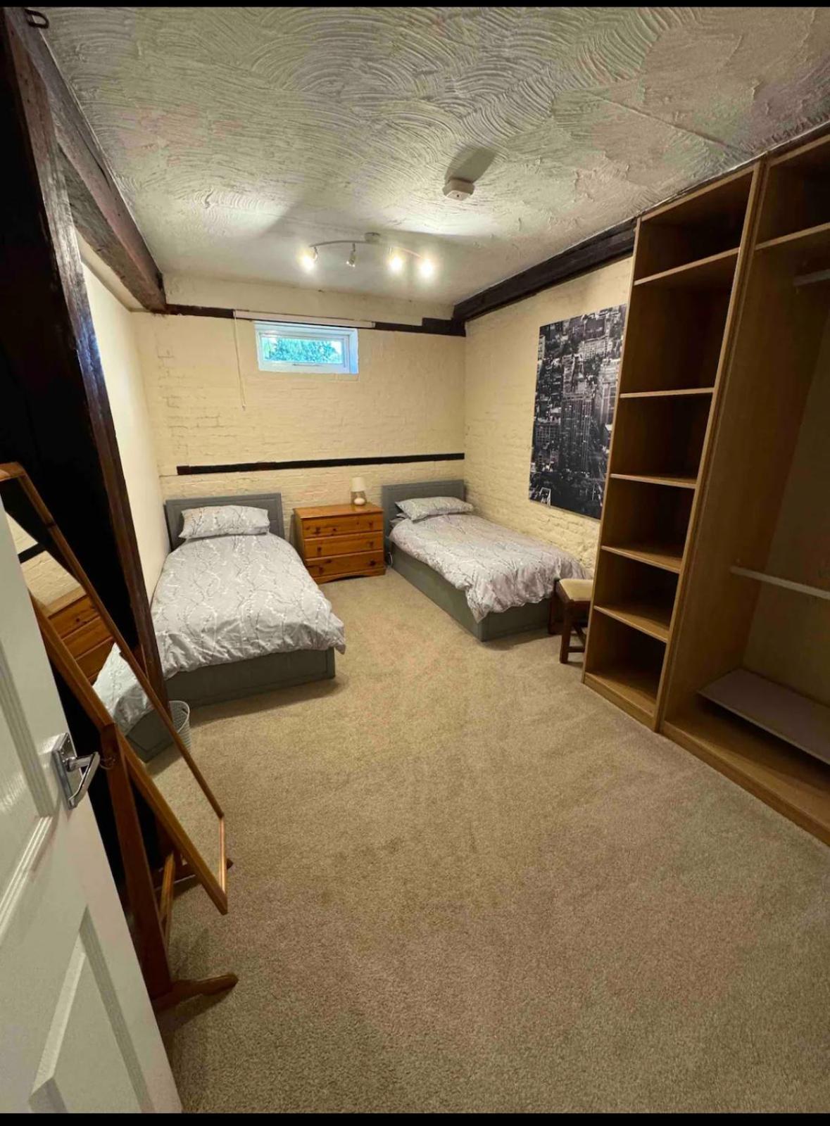 The Old Hay Barn - Games Room, Gym, Sleeps 8 Godmanchester Exterior photo